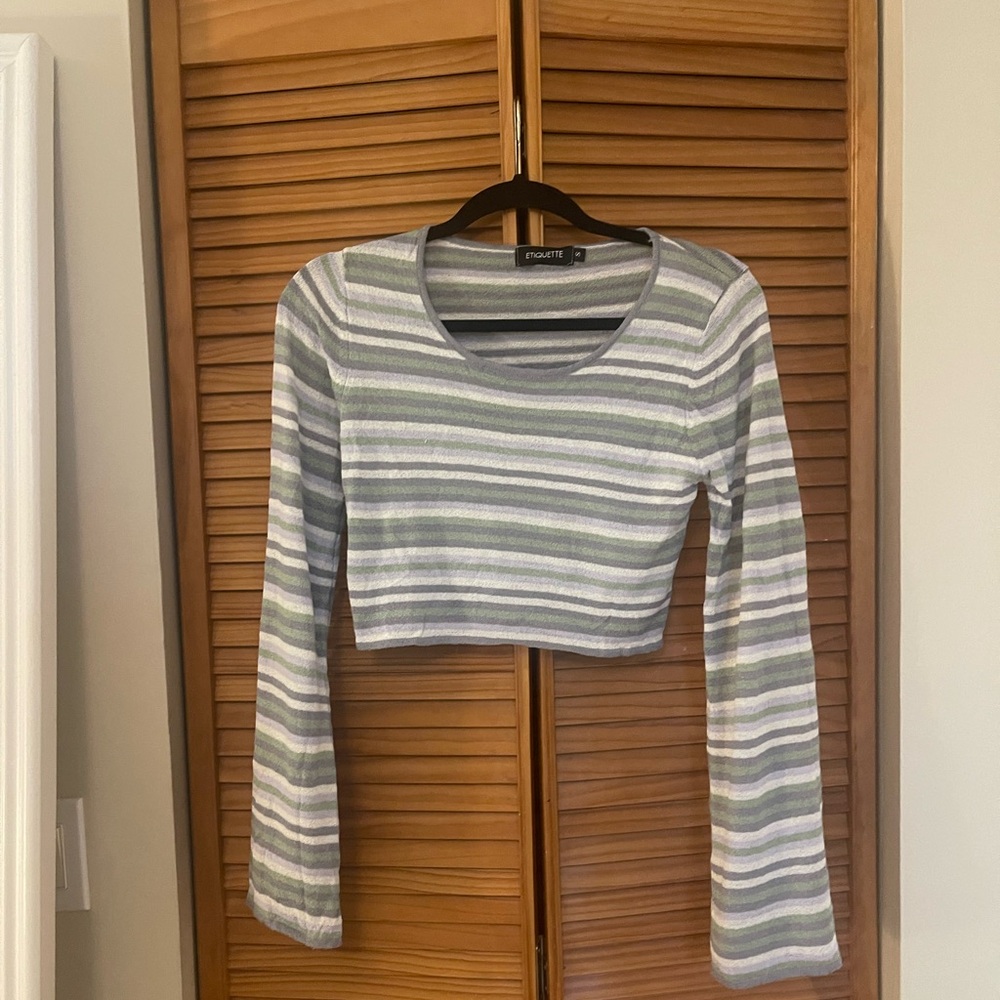 Long Sleeve Woven Crop top